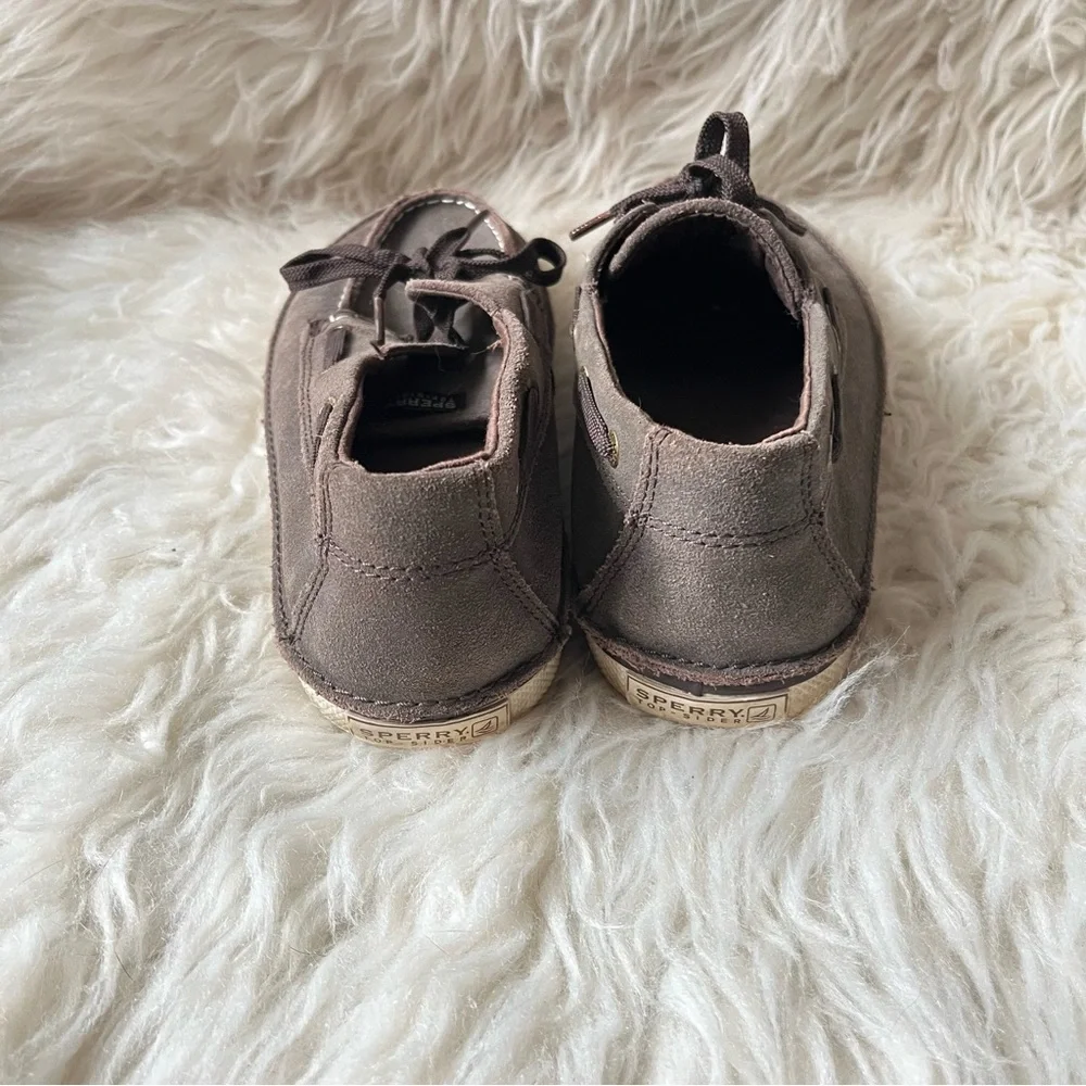 Gray Sperry Topsider size 5
